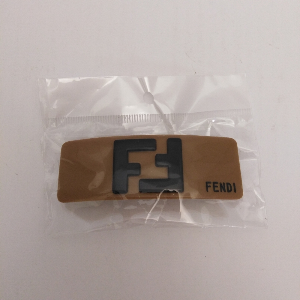 Hair Clip Fendi
